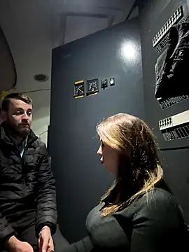 Alicedream5 online show from 10.16.25