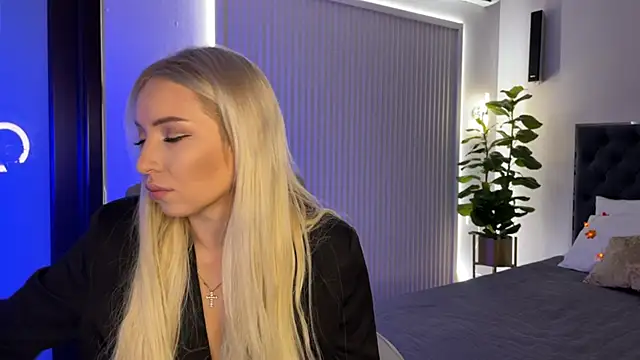 OhMyEmma online show from 10.18.25