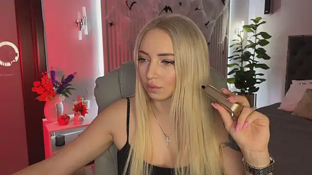 OhMyEmma online show from 10.25.25