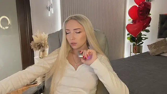 OhMyEmma online show from 02.20.26