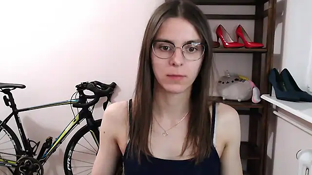 Snapshot of love_megi chatting on 01.05.26 love megi online show from 01.05.26