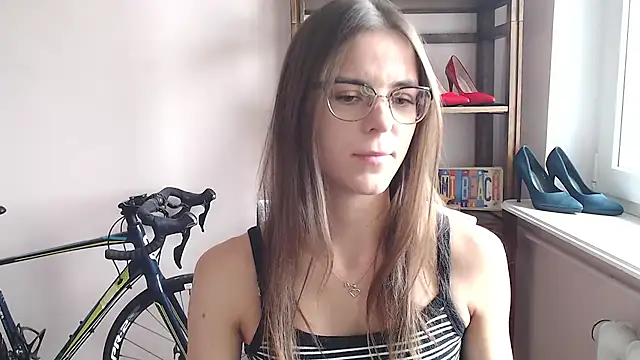 love megi online show from 05.07.26