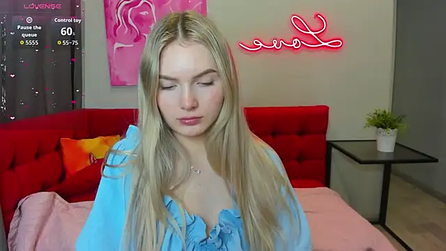 Snapshot of EvelineAmore chatting on 07.19.26 EvelineAmore online show from 07.19.26