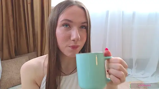 Snapshot of Kira_mindnes chatting on 03.10.26 Kira mindnes online show from 03.10.26