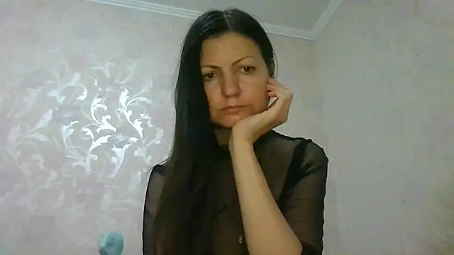 AliseWats online show from 08.08.26