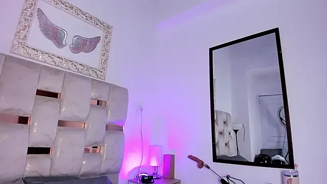 Lola Blondie online show from 03.05.26