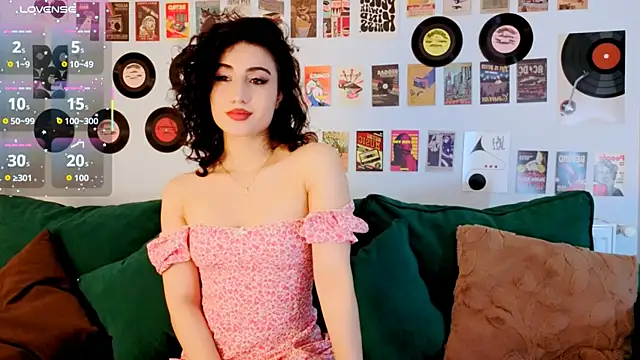 Snapshot of Maya_Rogerss chatting on 04.14.26 Maya Rogerss online show from 04.14.26