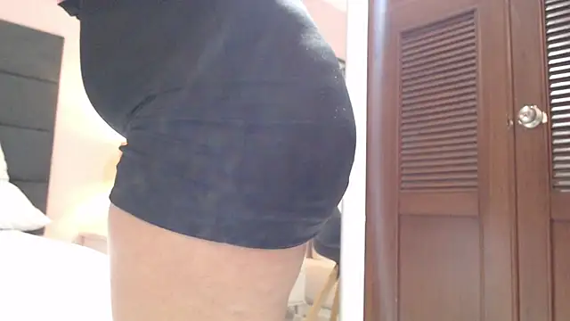 SophiaQueens online show from 03.16.25