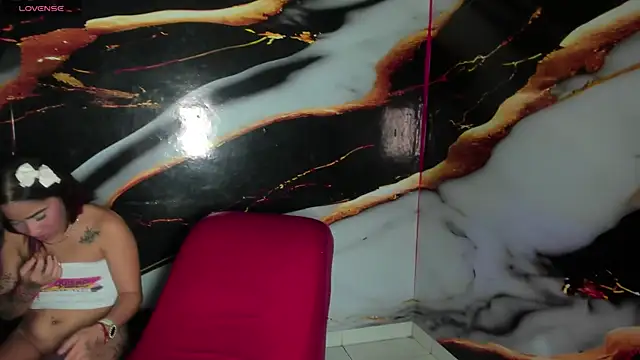 hot dirty paradise 66 online show from 06.12.26