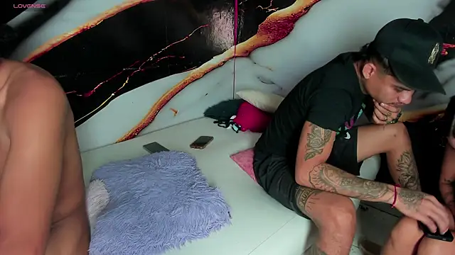 hot dirty paradise 66 online show from 06.28.26