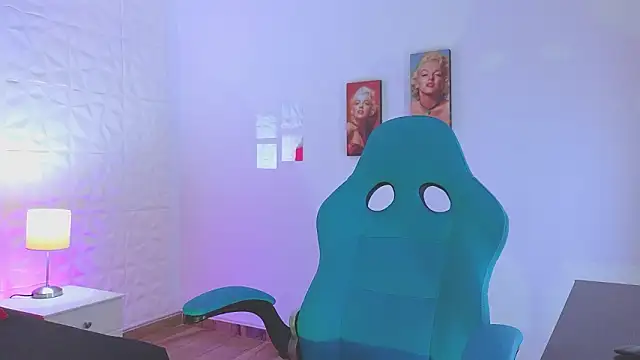 weet Evans    online show from 03.10.26