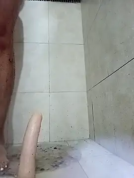 DaphneRosses online show from 02.08.26