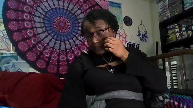 Snapshot of GardeniaFields chatting on 02.17.26 GardeniaFields online show from 02.17.26