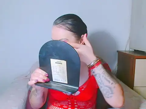 Aliceessencex online show from 01.26.25