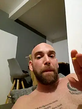 Smokeym123 online show from 03.14.25