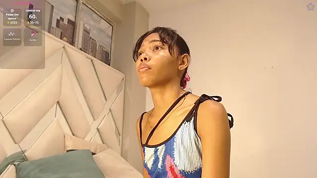 willow smitt online show from 05.06.26
