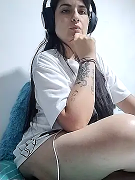 Seet Hanna online show from 09.11.25