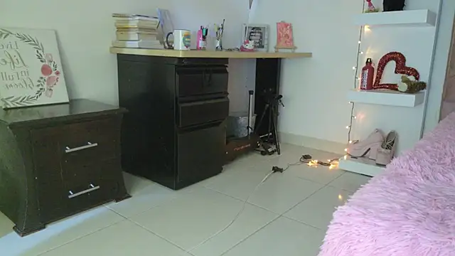 eva sin18 online show from 04.21.26