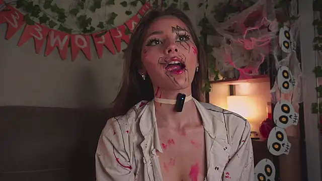 Snapshot of EditaBails chatting on 10.31.25 EditaBails online show from 10.31.25