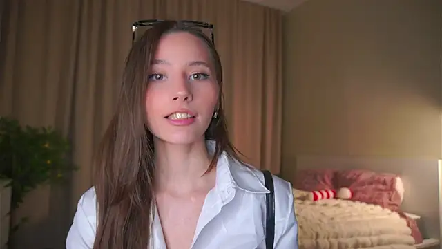 EditaBails online show from 03.21.26