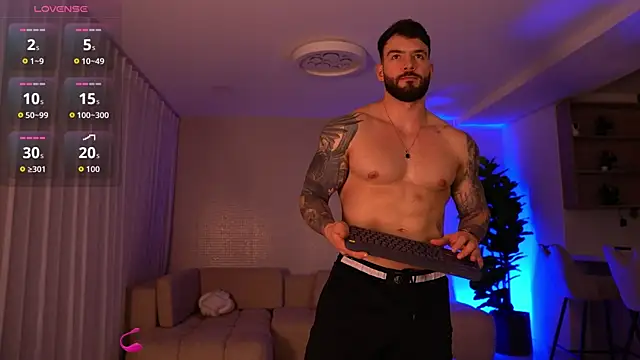 OLIVER COLT online show from 10.22.25