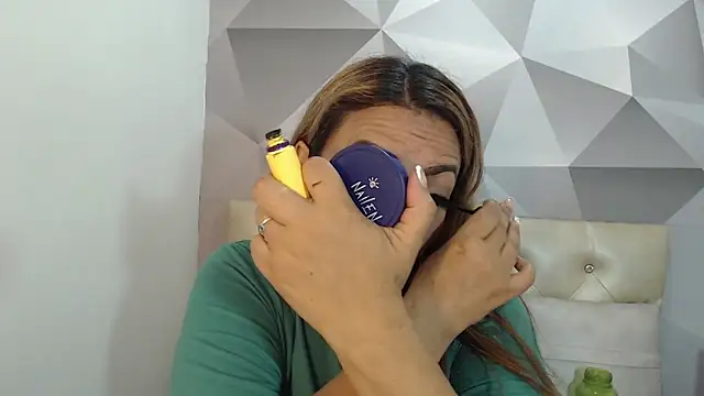 Milf-Prettyboobs online show from 02.10.26