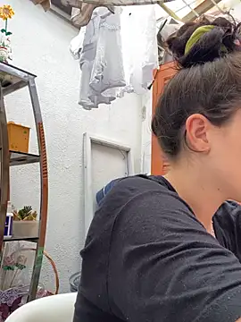 Snapshot of val_zx chatting on 01.06.26 val zx online show from 01.06.26