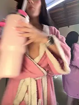 Paulet Johnson online show from 03.20.25