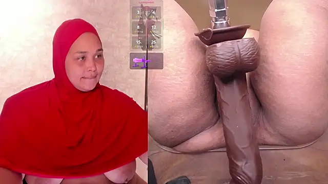 Snapshot of BBWHijab chatting on 05.07.26 BBWHijab online show from 05.07.26
