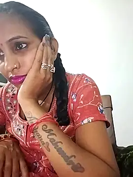 Hotty-Nidhi online show from 03.22.25