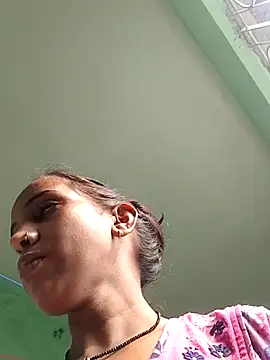 Hotty-Nidhi online show from 10.23.25