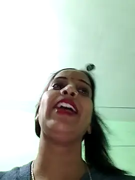 Hotty-Nidhi online show from 02.18.26