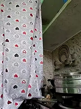 Hotty-Nidhi online show from 02.23.26