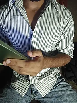 Snapshot of HARSHHU01 chatting on 07.12.26 HARSHHU01 online show from 07.12.26