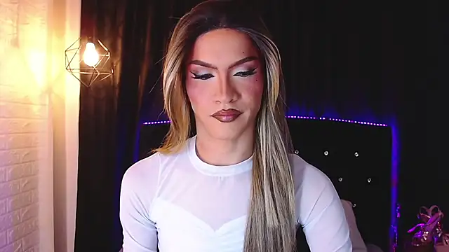 agatha rodriguez online show from 07.04.26