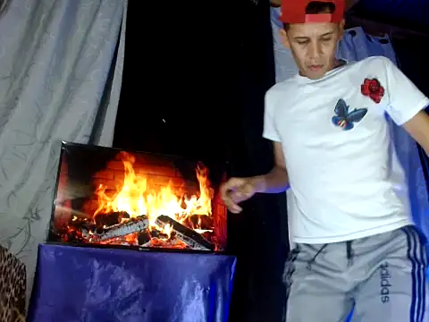 Hidden Fantasies online show from 11.06.25