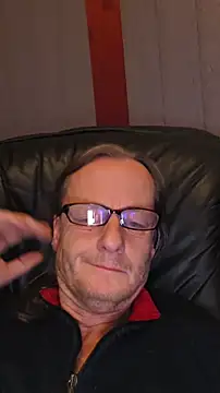 Snapshot of namorreyeb1 chatting on 10.26.25 namorreyeb1 online show from 10.26.25