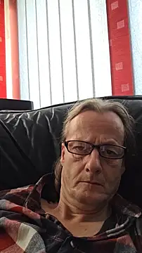 Snapshot of namorreyeb1 chatting on 10.30.25 namorreyeb1 online show from 10.30.25