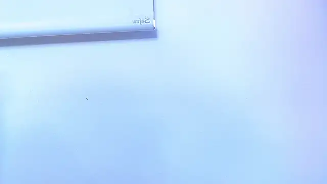 Snapshot of lili_roussi chatting on 02.13.26 lili roussi online show from 02.13.26