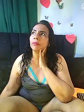 Snapshot of AlexaNovoa_ chatting on 02.17.26 AlexaNovoa online show from 02.17.26