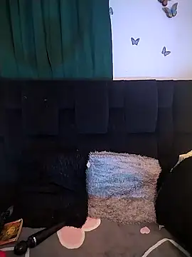 Snapshot of AlexaNovoa_ chatting on 02.28.26 AlexaNovoa online show from 02.28.26