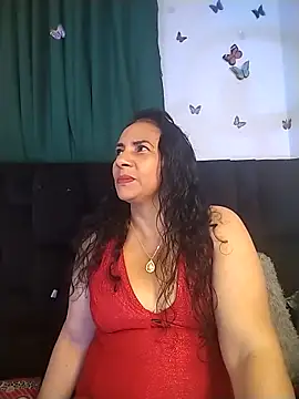 AlexaNovoa  online show from 04.22.26