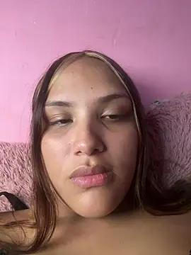 iamsara 21 online show from 05.04.26