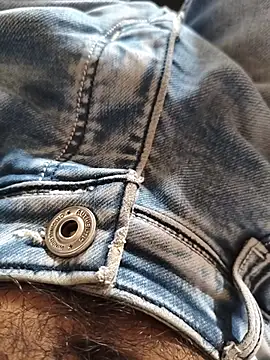 Snapshot of Mr_skywalker chatting on 11.21.25 Mr skywalker online show from 11.21.25