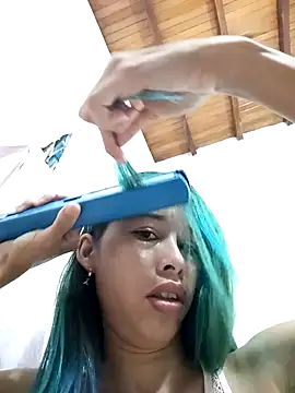 Snapshot of Sexi_girl29 chatting on 12.19.25 Sexi girl29 online show from 12.19.25