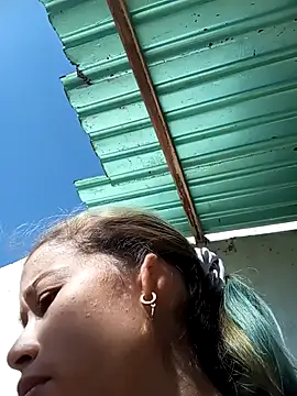 Snapshot of Sexi_girl29 chatting on 02.06.26 Sexi girl29 online show from 02.06.26