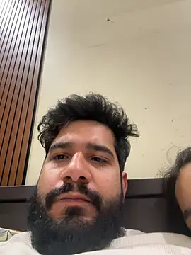 Snapshot of lustyindiancouple chatting on 03.09.25 lustyindiancouple online show from 03.09.25