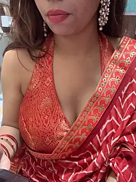 Snapshot of lustyindiancouple chatting on 06.30.26 lustyindiancouple online show from 06.30.26