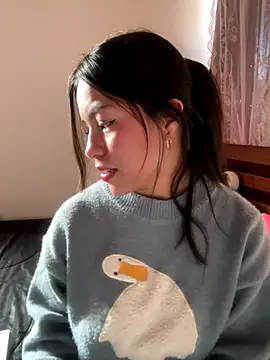 Snapshot of -Selene- chatting on 09.26.25 -Selene- online show from 09.26.25