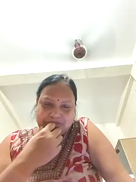 Snapshot of Arohi35 chatting on 09.13.25 Arohi35 online show from 09.13.25